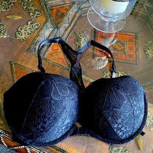 VS NWT push up bra